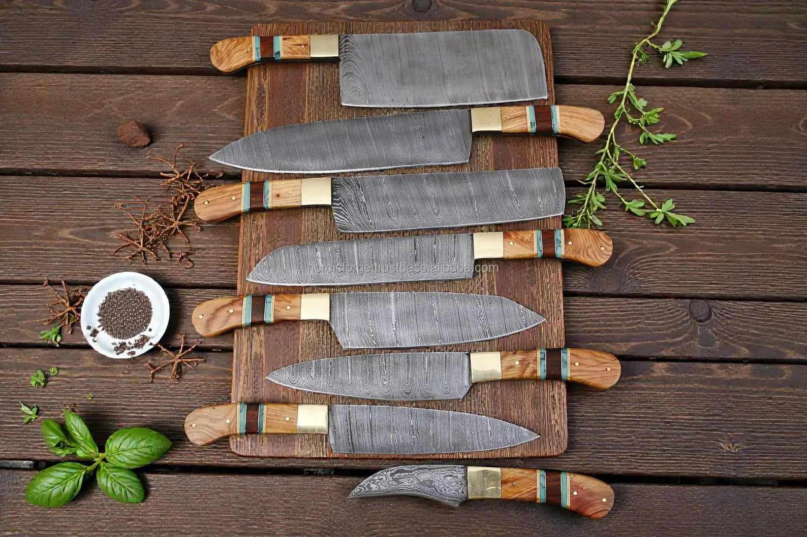 Olive wood & Damascus Blade