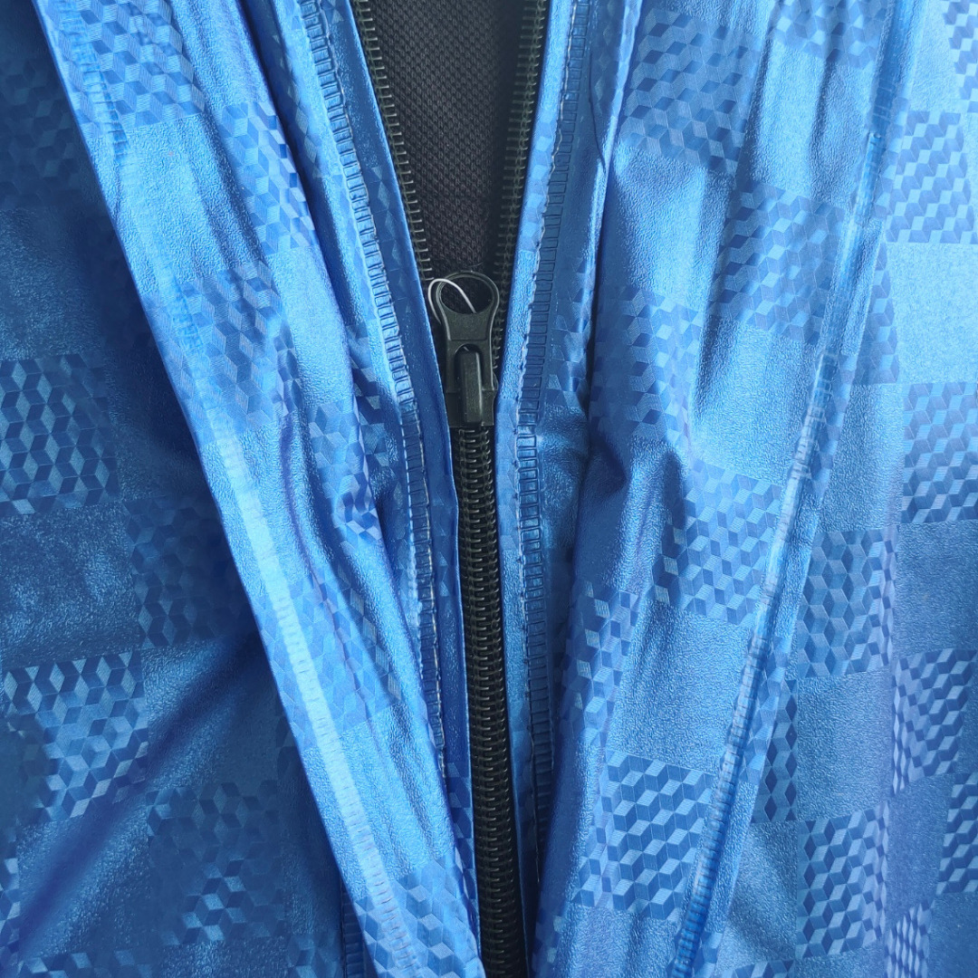 BARK BLUE