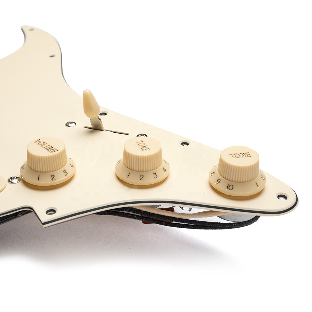 High-quality Electric Guitar Prewired SSS Pickguard with vintage wiring and hand wound vintage pickups CTS pots White