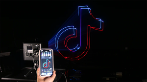 IOS, управление приложением, 5 Вт для Bluetooth, 3D-проектор лазерного кубика, мульти-паттерн, анимация, сценические огни для диджейских вечеринок, ночного клуба - Product Image 5