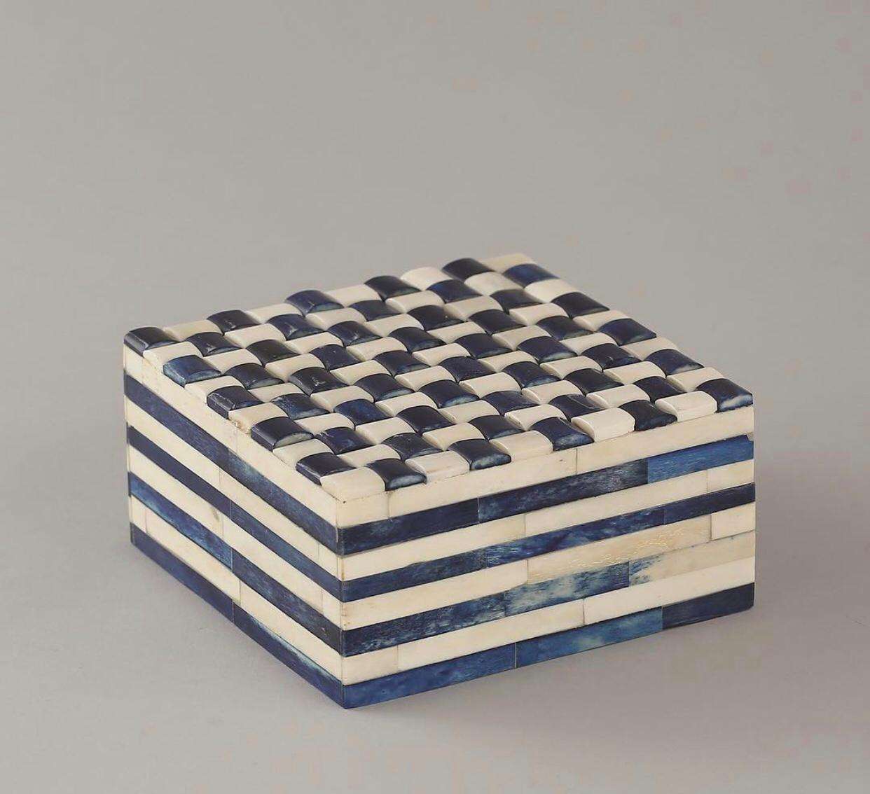 เหมือนในรูป