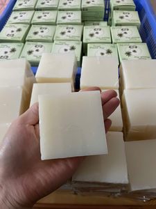 BIG SUPPLY NATURAL ORGANIC COCONUT <strong>SOAP</strong> FROM <strong>SOAP</strong> MANUFACTURER IN VIETNAM WITHCHEAP PRICE - Product Image 3