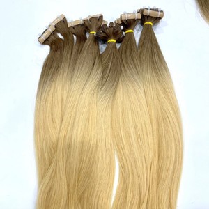 柔軟なテクスチャヘアエクステンションテープブロンドカラー出荷準備大数量もつれのない脱落毛