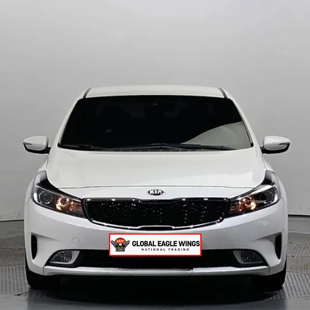 Kia K3 Rio 2017 Blanc Voitures d'occasion coréennes à vendre Hyundai Kia Ssangyong Hyundai Kia K3 berline