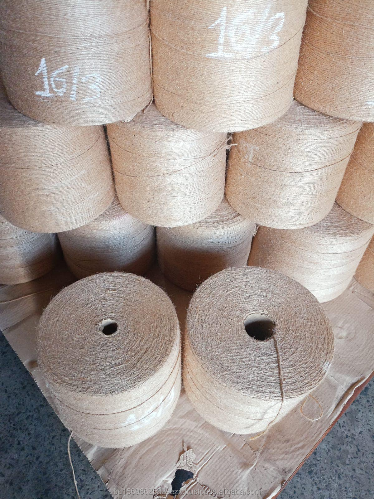 100% Natural jute color