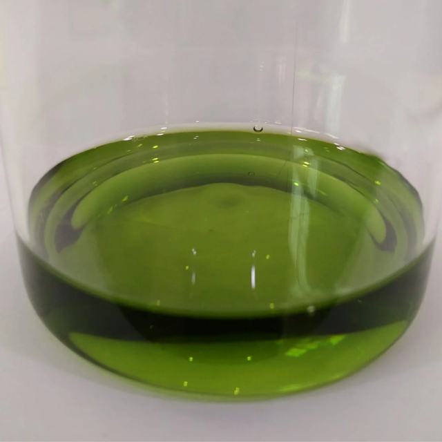 Light Green to dark Green