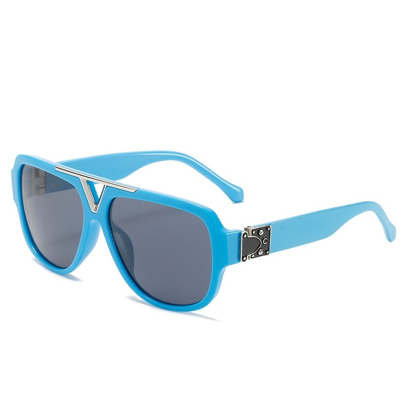 C2: Blue/ Smoke