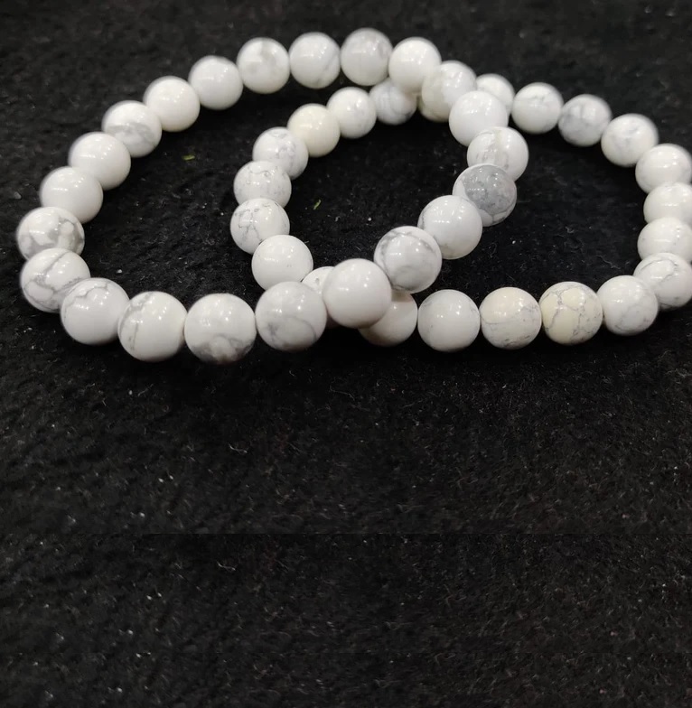 Natural Howlite Braceletm 8mm