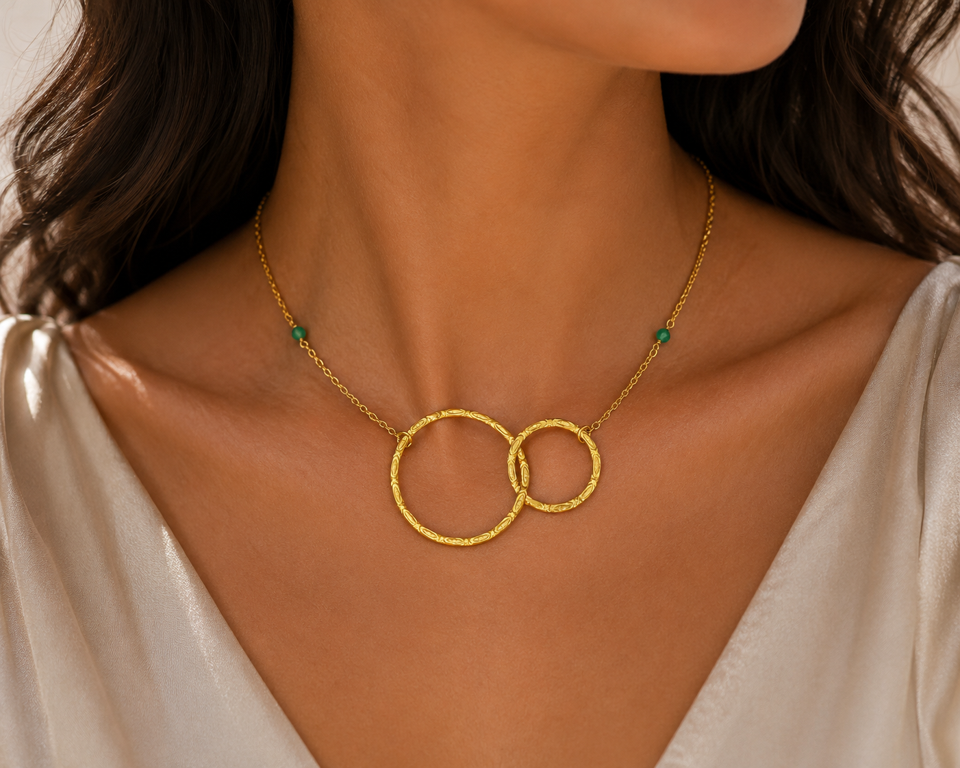 Collier chaîne plaqué or intemporel
