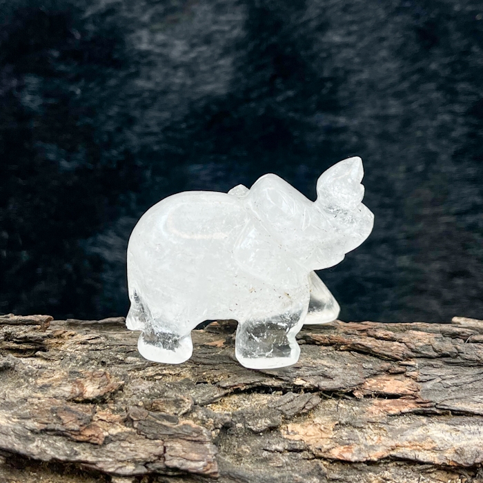 Éléphant en quartz clair