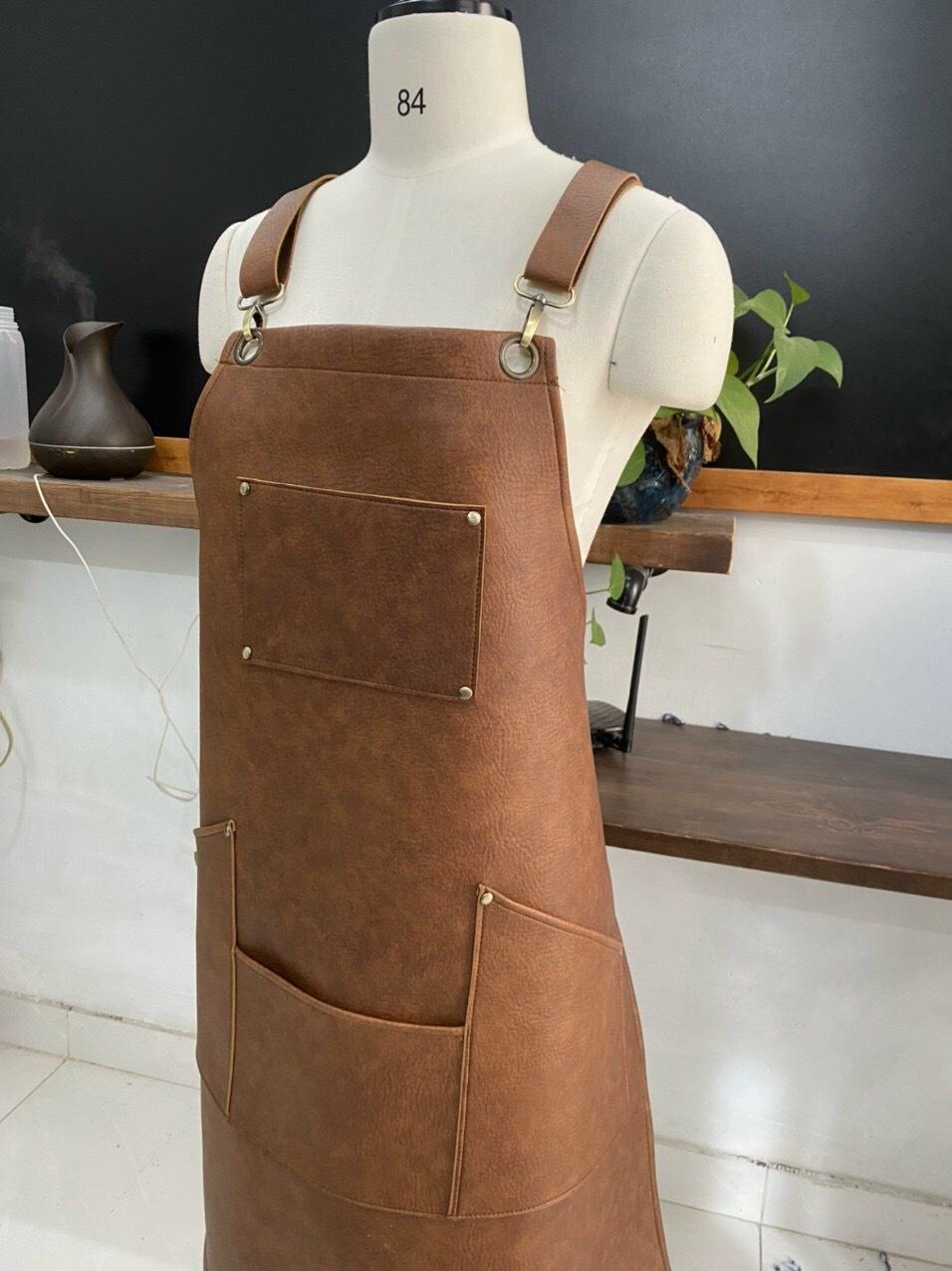 สีน้ำตาล