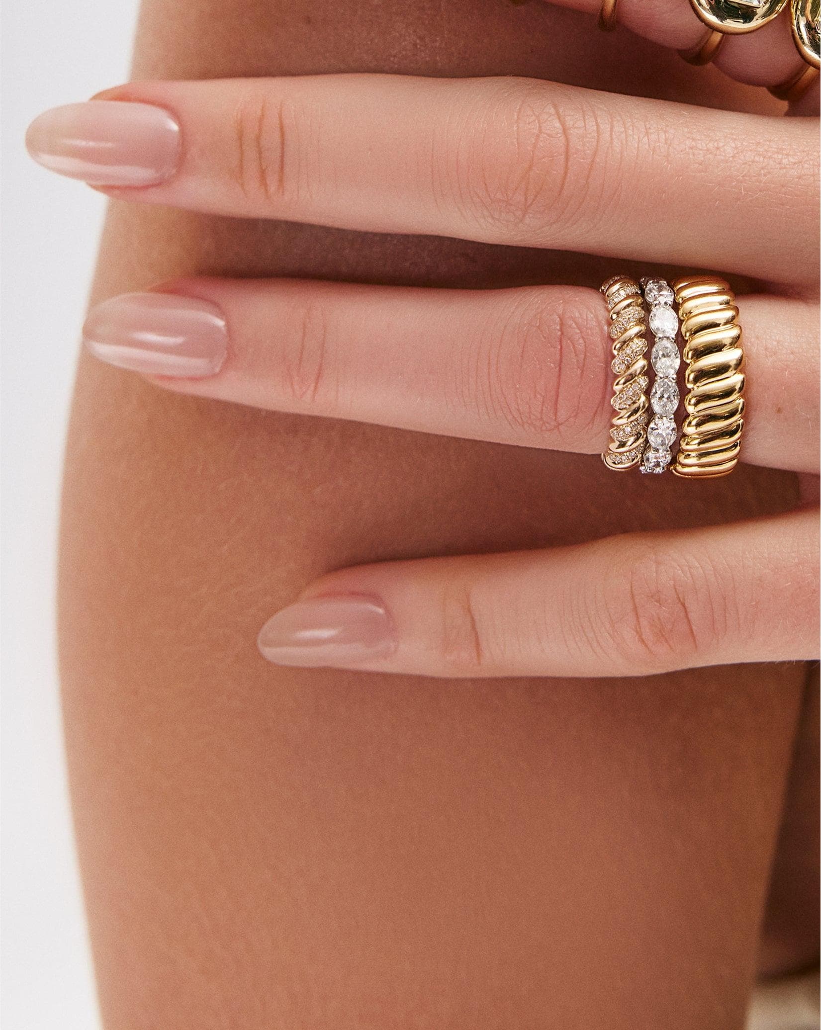 Oro macizo de 14K