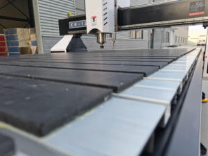 Xunke-fresadora de madera de 4 ejes, enrutador cnc, 5 atc, Marco de imagen tallada, eje de rotación de cuatro ejes