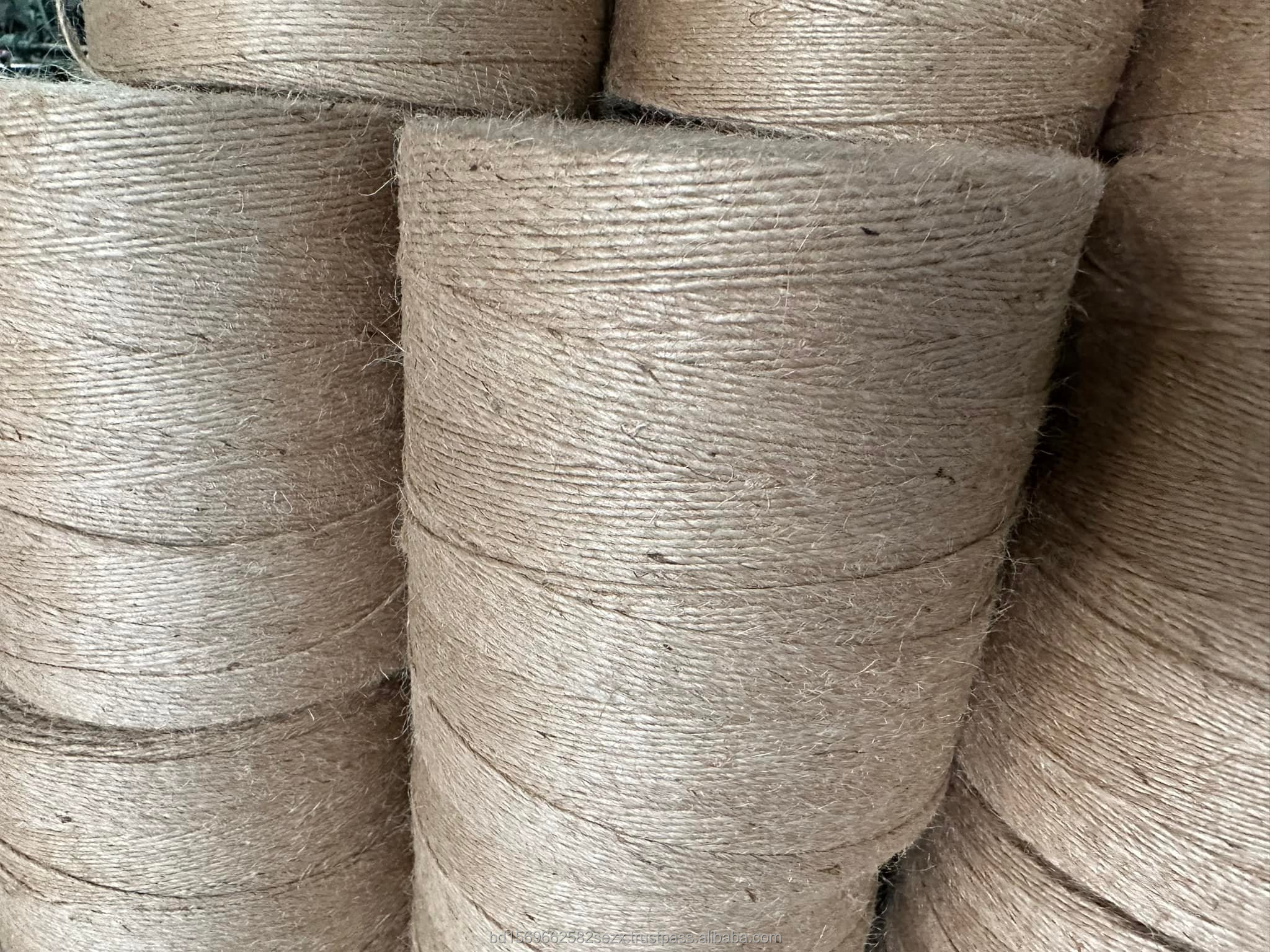 100% natural jute color
