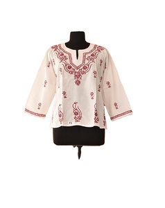 棉质印花刺绣短Kurti，带脖子和纽扣刺绣前纽扣开口 - Product Image 1