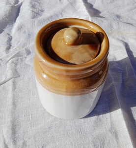 Seramik küçük mini taş eşya kavanoz depolama servis turşu, tuz, baharat, tahıl vintage hint görünümlü kapaklı ve sırlı - Product Image 3
