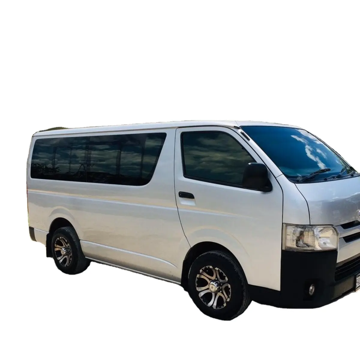 Autobús Toyota Hiace 2020, coche usado, precio barato
