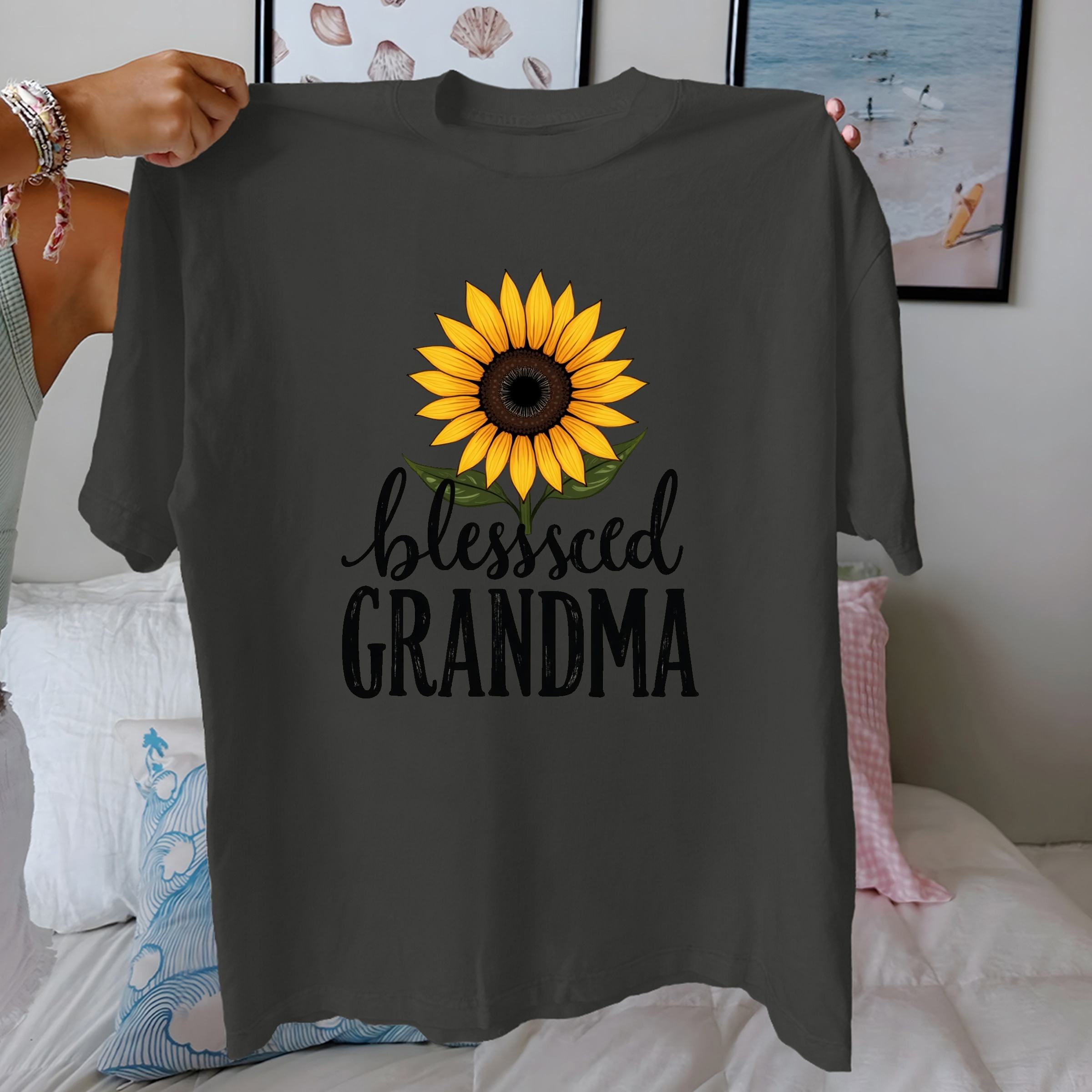 สีเทาเข้ม