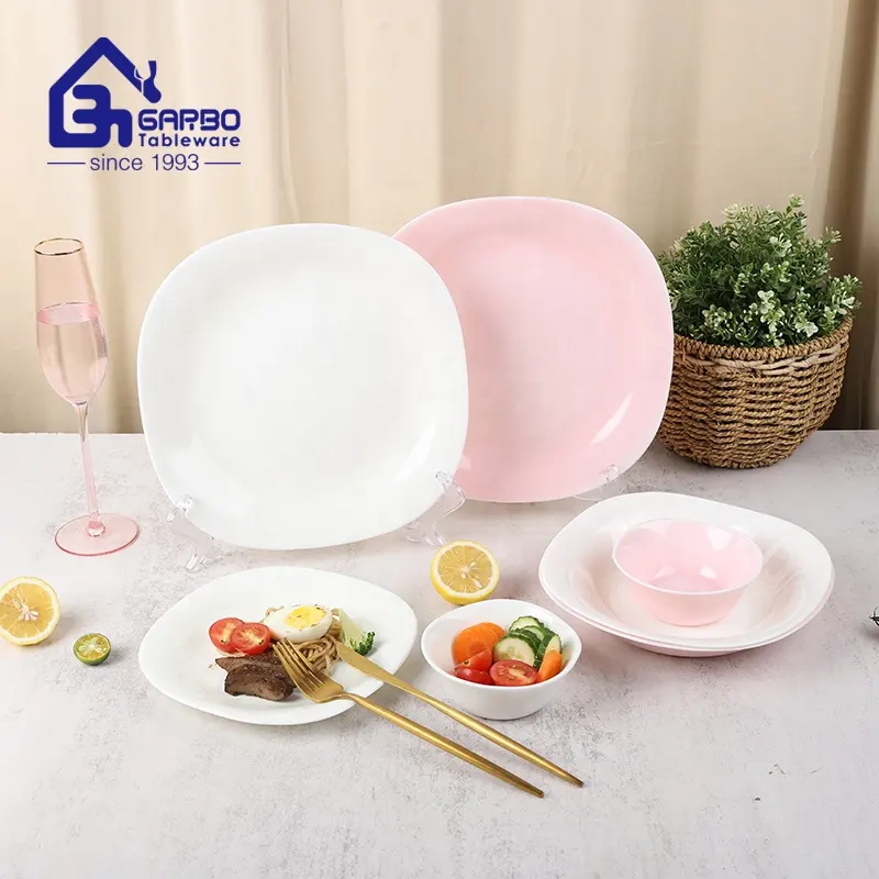 Mayorista placa de vidrio de ópalo de color rosa con spray Borde de color diferente cristalería con borde dorado platos de cena plato de vidrio de forma cuadrada