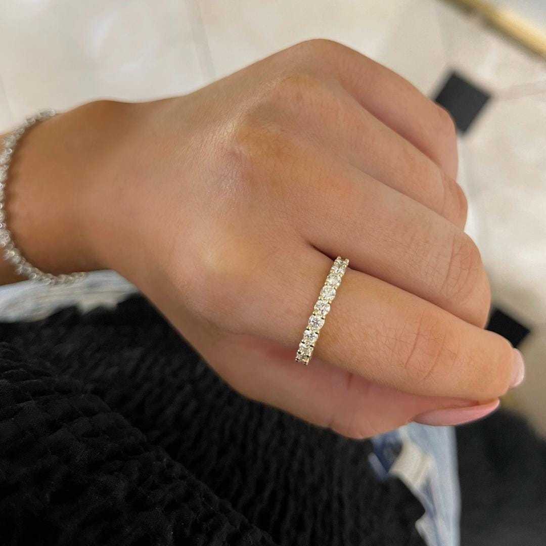 Oro macizo de 14K