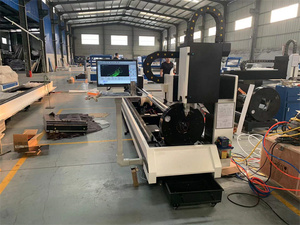 LM-6000 Metal Tube Fiber Laser Cutting Machine Cnc for Cutting Iron Square/round Pipe with Water <strong>Chiller</strong> 3kw 6kw