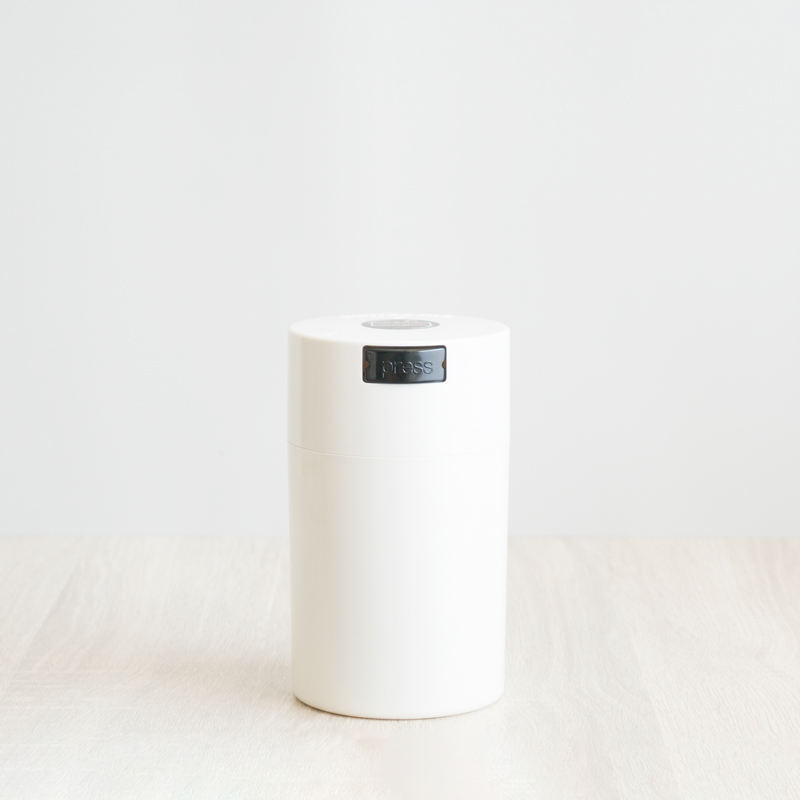 สีขาวล้วน