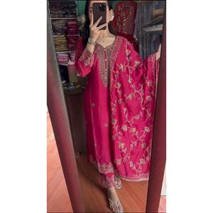 LATEST CHINON EMBROIDERY SEQUENCE WORK TOP <strong>BOTTOM</strong> WITH DUPATTA PINK - Product Image 3