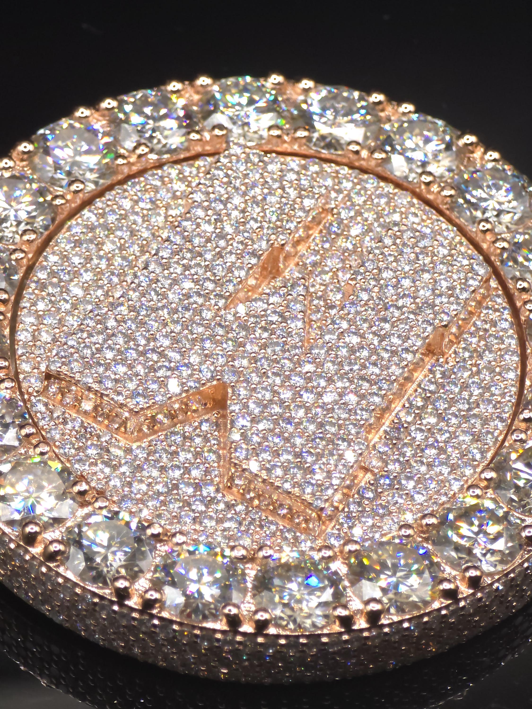 Oro macizo de 14K