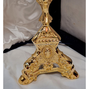 Metal Reliquary With Brass Finishing Triangular Base Embossed Design Best Quality With Cross <strong>Inlay</strong> for Display Wholesale <strong>Price</strong> - Product Image 5
