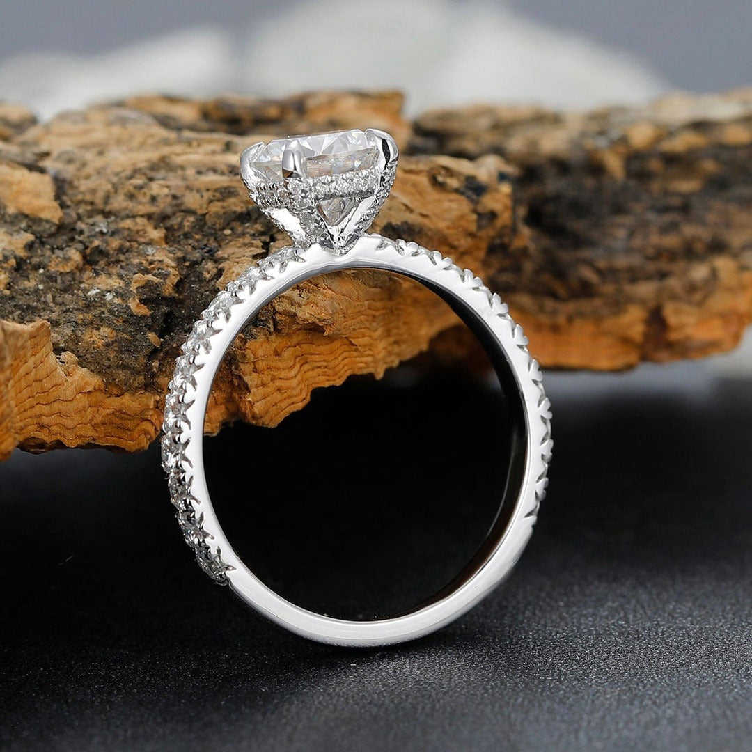 CONFORMÉMENT À LA PHOTO