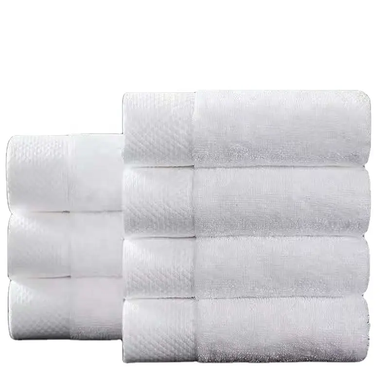 Serviette de bain blanche en pur coton bio à motif d'eau en coton peigné pour hôtel