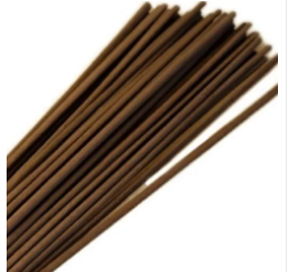 สีน้ำตาลดำ