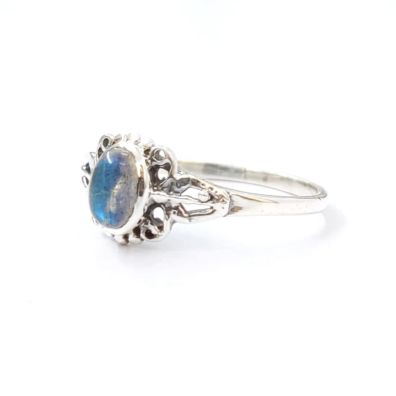 Labradorite Gemstone Ring- Birth Stone Ring-925 Sterling Silver-Natural Gemstone-Handmade Ring-Wholesale Ring.