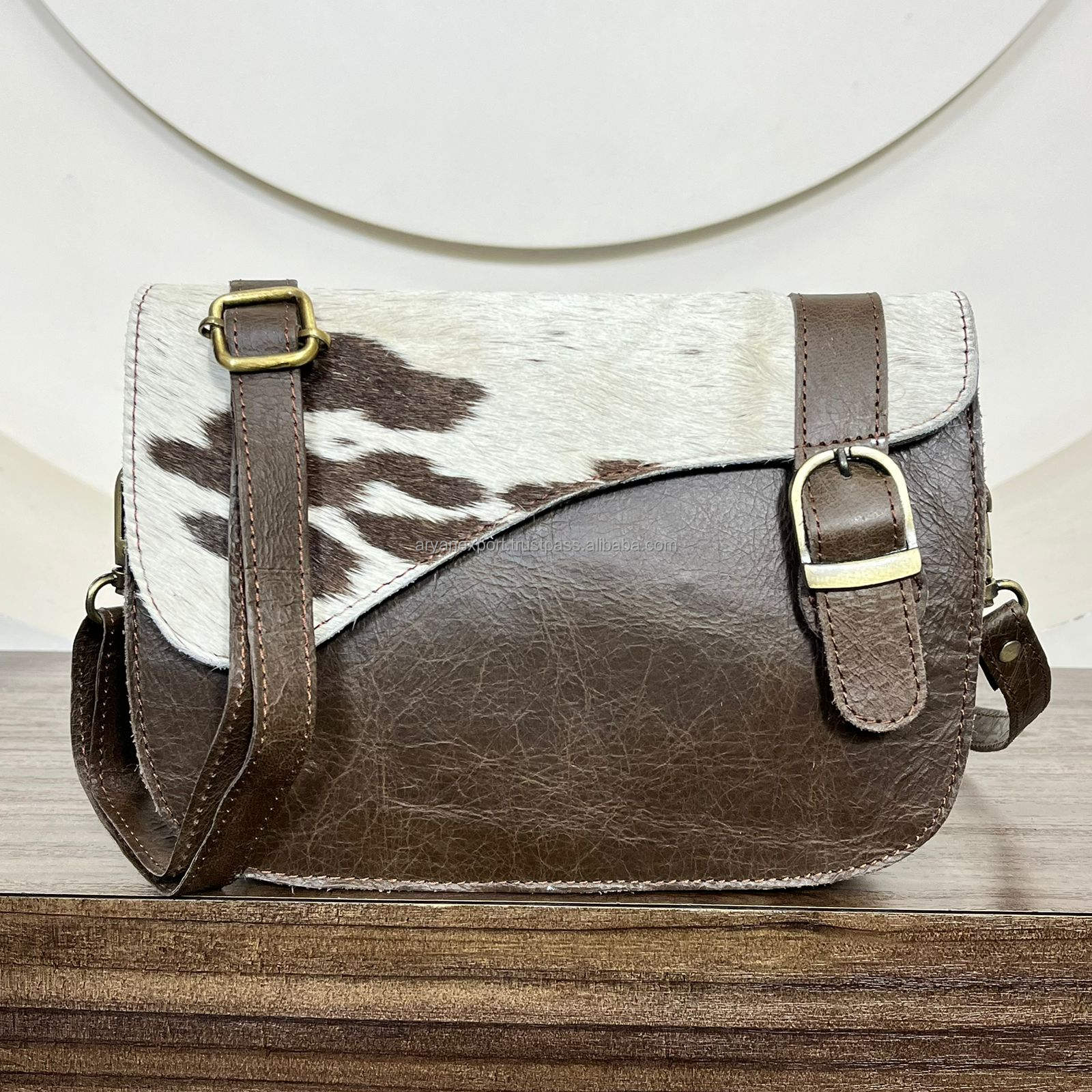 สีน้ำตาล