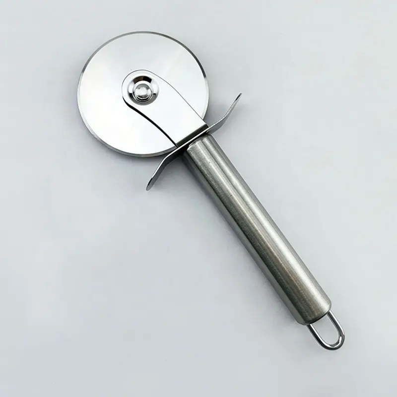 Doppio supporto per Pizza Roller Knife Tool tagliapizza di alta qualità all'ingrosso portatile in acciaio inossidabile Logo personalizzato argento sostenibile