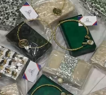 SE PUEDE PROPORCIONAR CUALQUIER COLOR