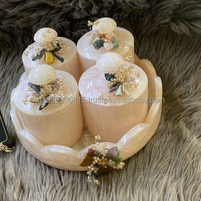 เช่นเดียวกับภาพ