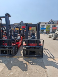 Pre-Owned Zowell 3.5T Diesel Forklift CPCD35T3 Warehouse Loading Machine - Product Image 2