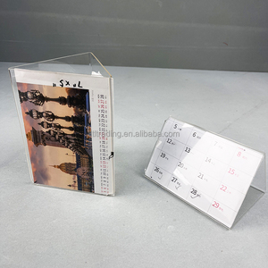 Bán Buôn Đơn Giản Rõ Ràng Acrylic Lịch Chủ Đứng Mini V Hình Dạng Tam Giác Cong Bảng Máy Tính Để Bàn Lịch Đứng - Product Image 6