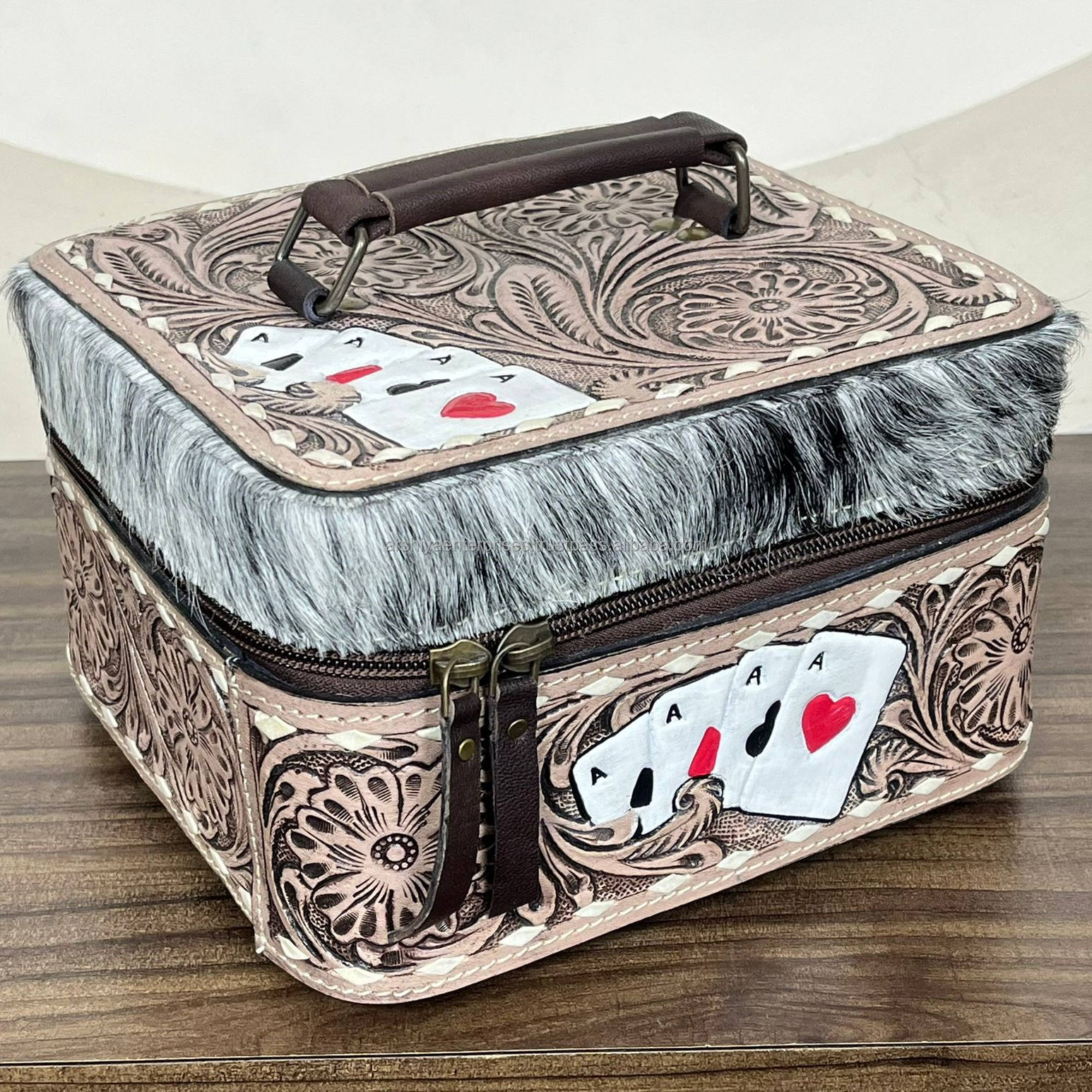 สีน้ำตาล