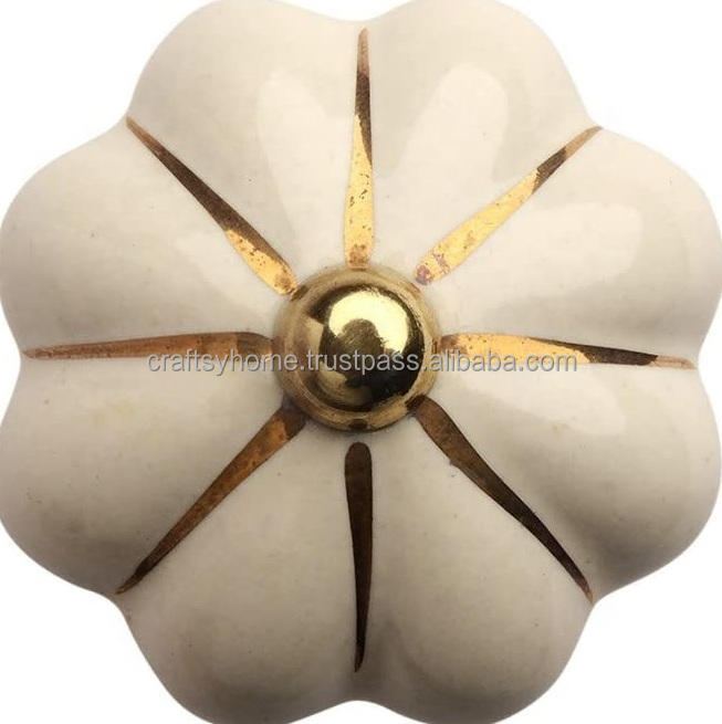 มีทุกสีให้เลือก