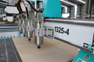 Fabricante de enrutador de madera CNC de máquina de tallado de madera 3D 1325 Multi cabeza PVC MDF corte acrílico enrutador CNC de 3 ejes - Product Image 6