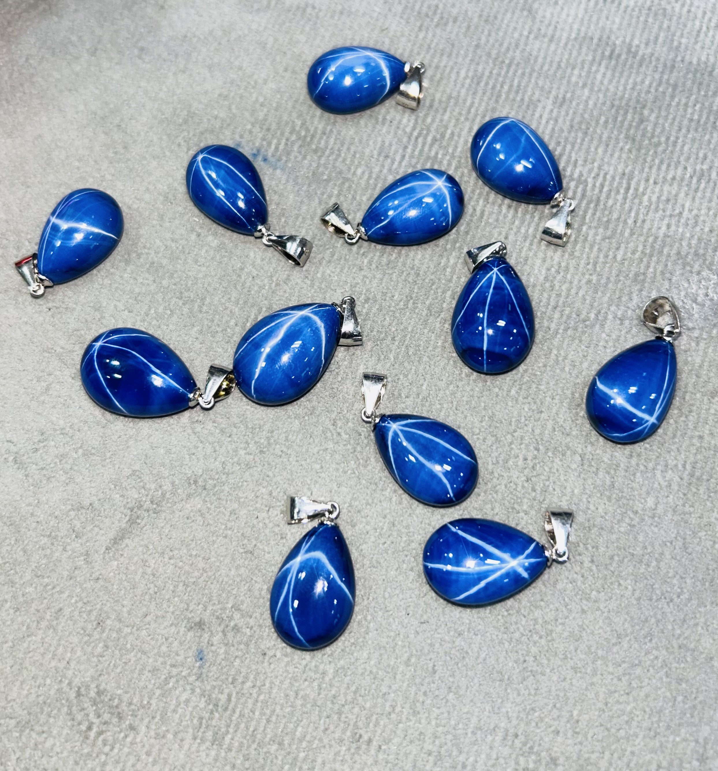 Azul