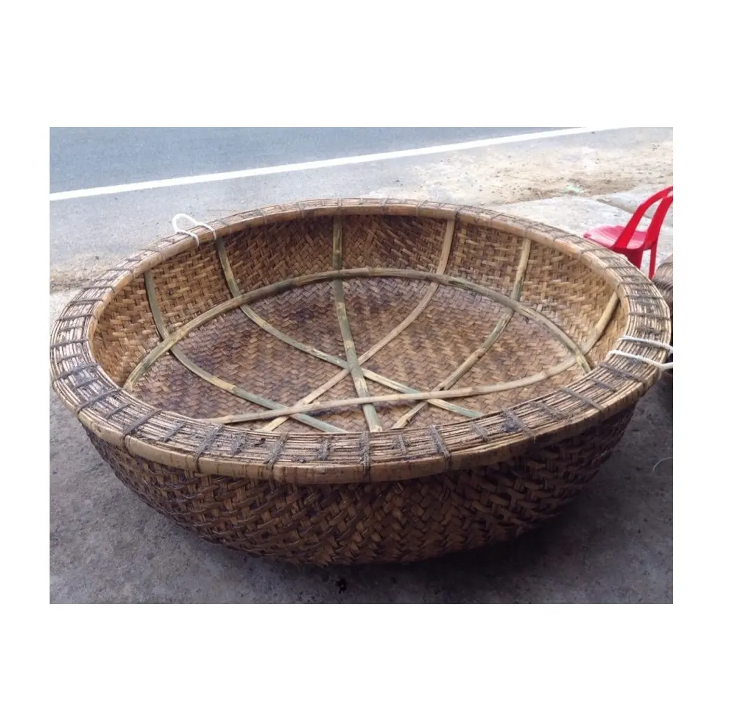 Barco redondo vietnamita com cesta de bambu para pesca, ferramentas de rio/coracle de bambu com remos, novo design (0084587176063 areia)