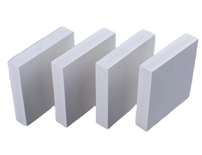 Hasta tablero de espuma de PVC 2 a 40 mm Grado de alta densidad UV estabilizado color blanco 1220x2440mm panel de aislamiento de acabado liso