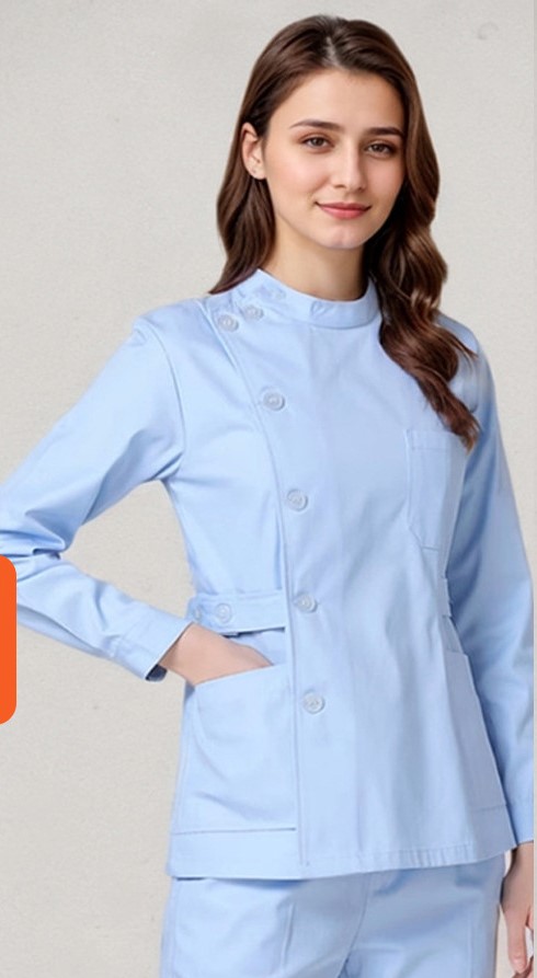 Haut léger bleu à manches longues et col montant + pantalon (