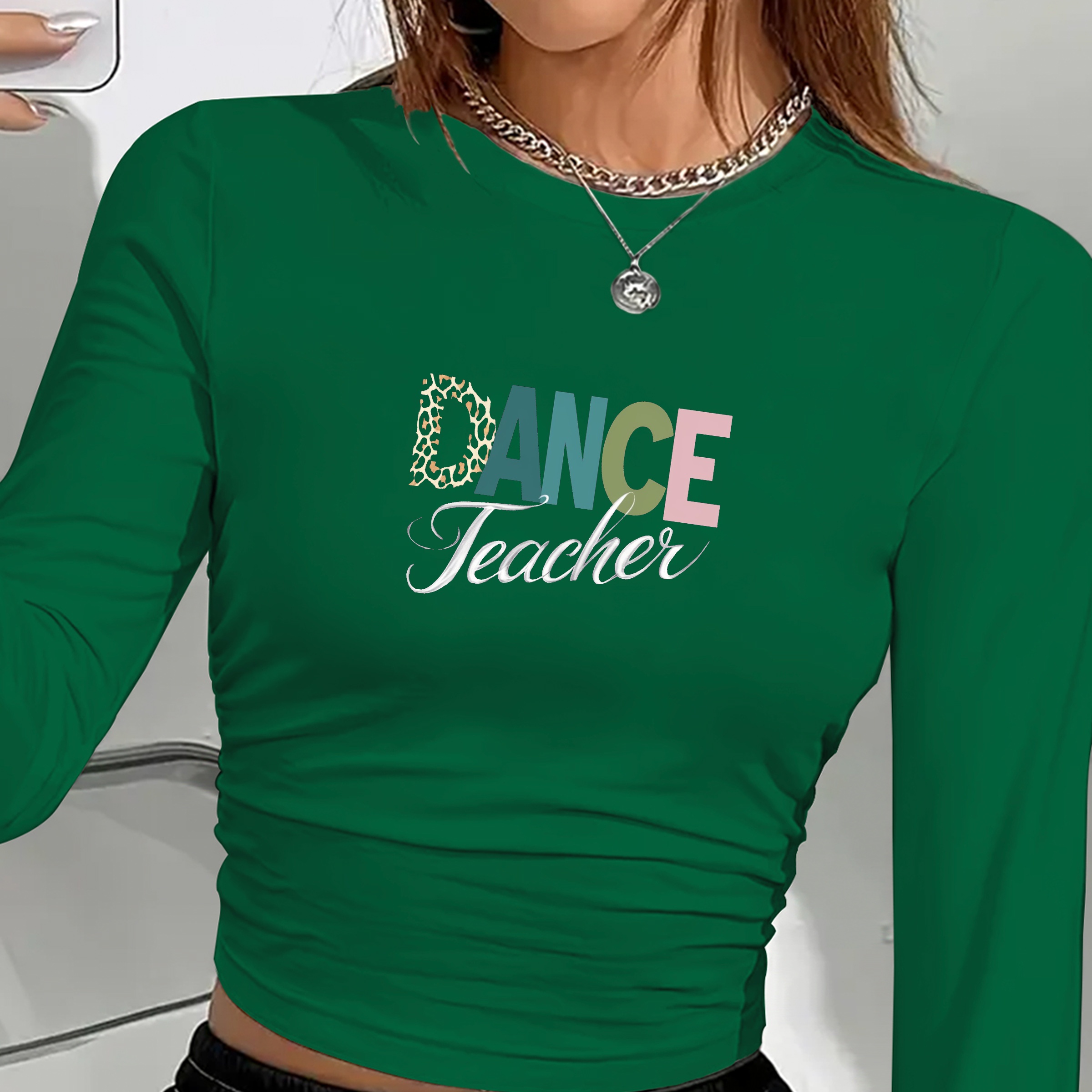 สีเขียว