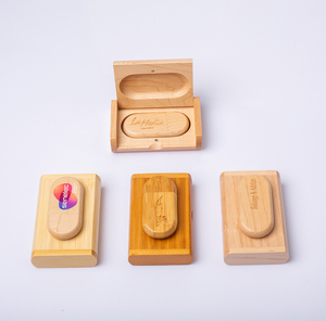 创意定制天然椭圆形木质u盘木质吊坠u盘纪念婚礼用u盘3.0 u盘 - Product Image 1