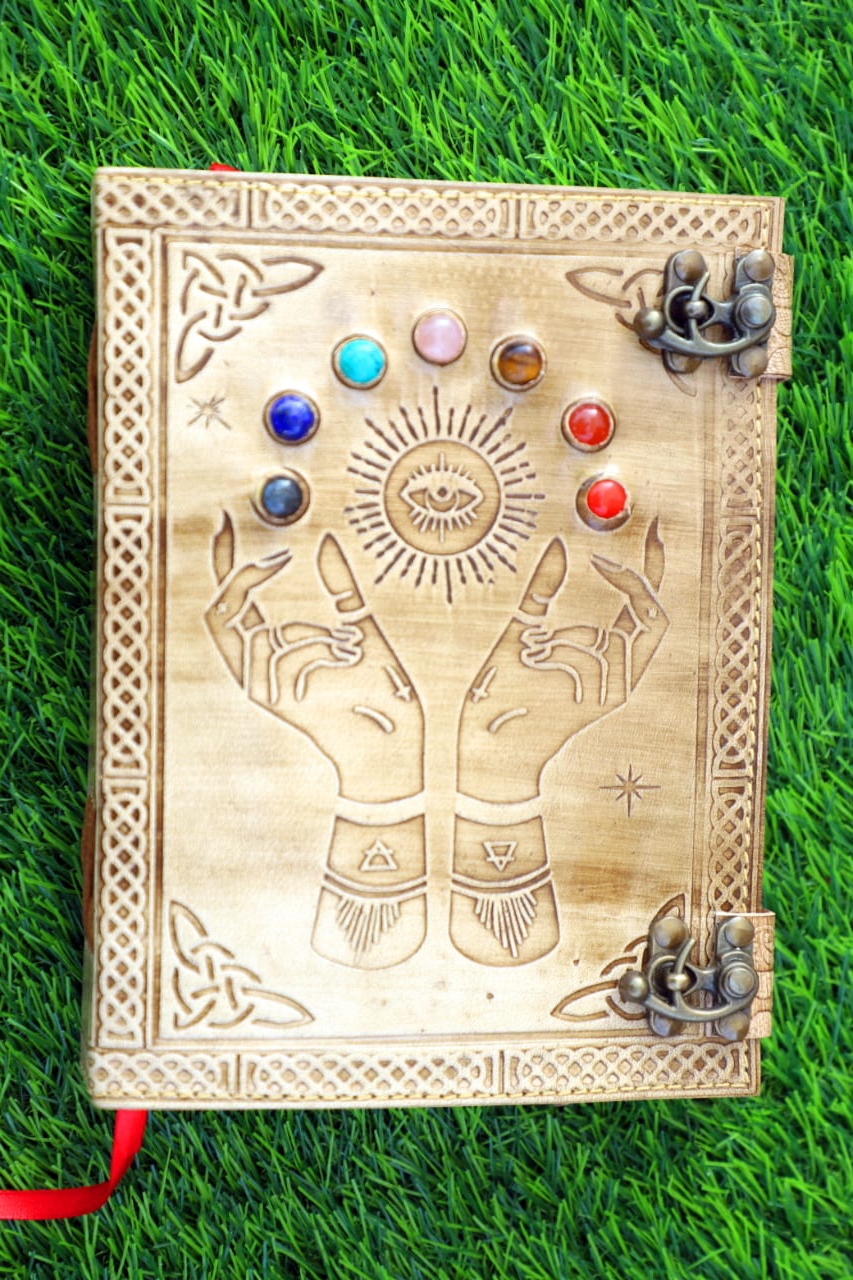 สีน้ำตาล