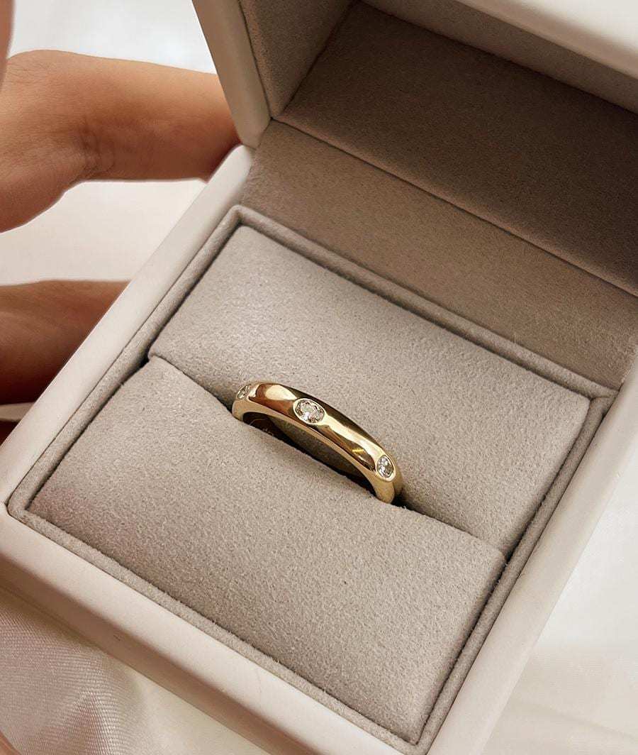 Oro macizo 18K
